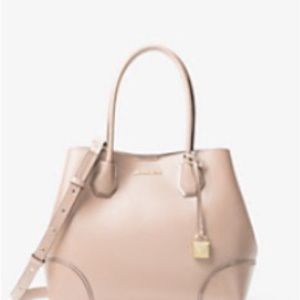 Michael Kors Mercer Gallery Medium Studio Shoulder bag. Blush Pink. Full Leather